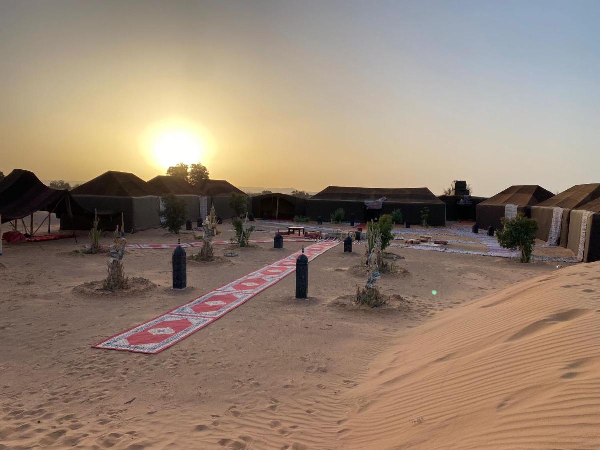Merzouga Glamping Camp Esterno foto