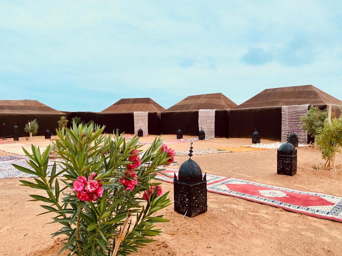 Merzouga Glamping Camp Esterno foto
